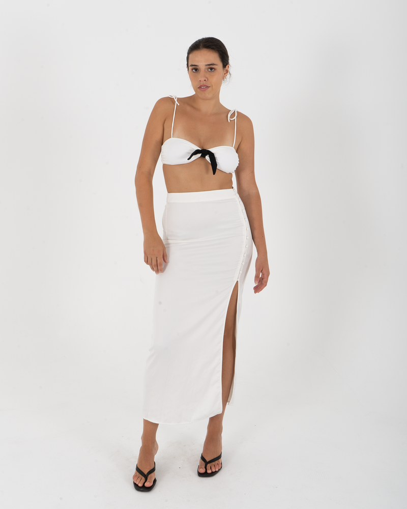 Avery Multi-tie Bikini Top - White base(Black Tie)